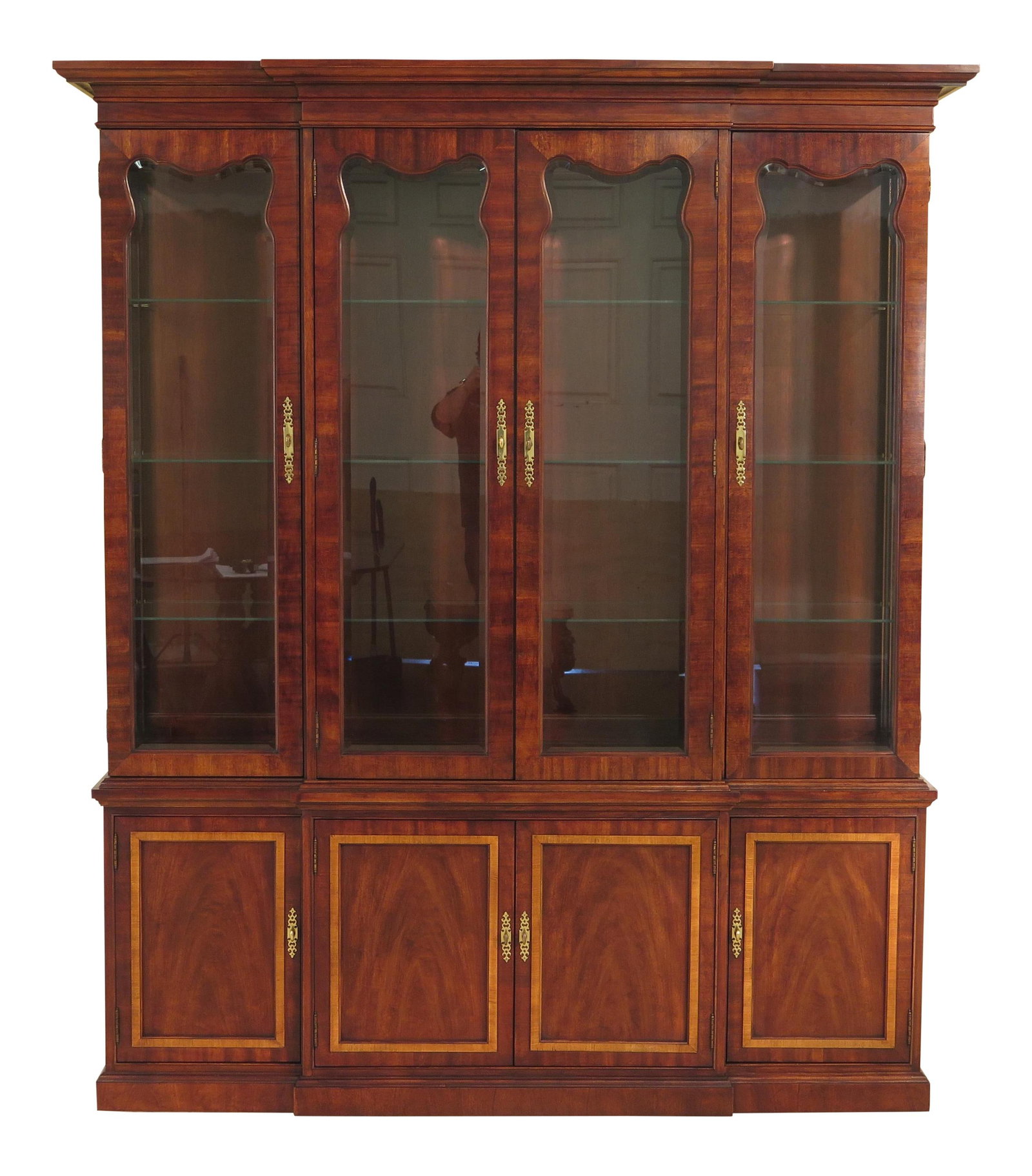 Elegant Thomasville Mahogany 4-Door Breakfront Cabinet with Beveled Glass (1 of 10)