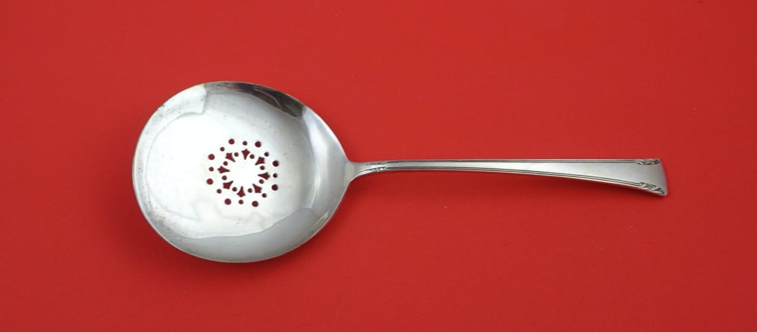 International Sterling Silver Serenity Tomato Server 8 Inch (1 of 2)