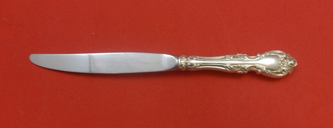 Gorham Melrose Sterling Silver Dinner Knife 9 5/8 inches: Gorham Melrose Sterling Silver Dinner Knife 9 5/8 inches This exquisite dinner knife from the Melrose pattern by Gorham is crafted from high-quality sterling silver. With a length of 9 5/8 inches, thi