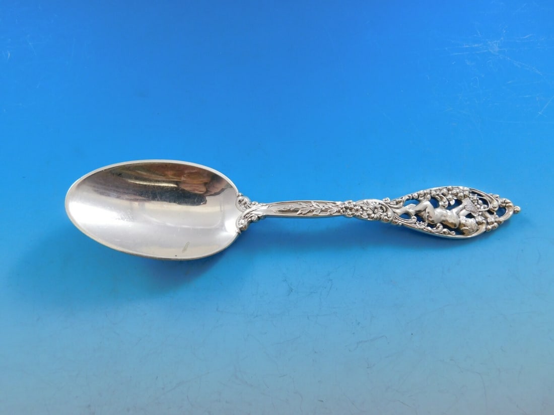 Dominick & Haff Labors of Cupid Sterling Silver Soup Spoon 7": Dominick & Haff Labors of Cupid Sterling Silver Soup Spoon 7" This exquisite 7-inch place soup spoon is crafted from sterling silver and features the elegant 'Labors of Cupid' pattern by Dominick & Ha