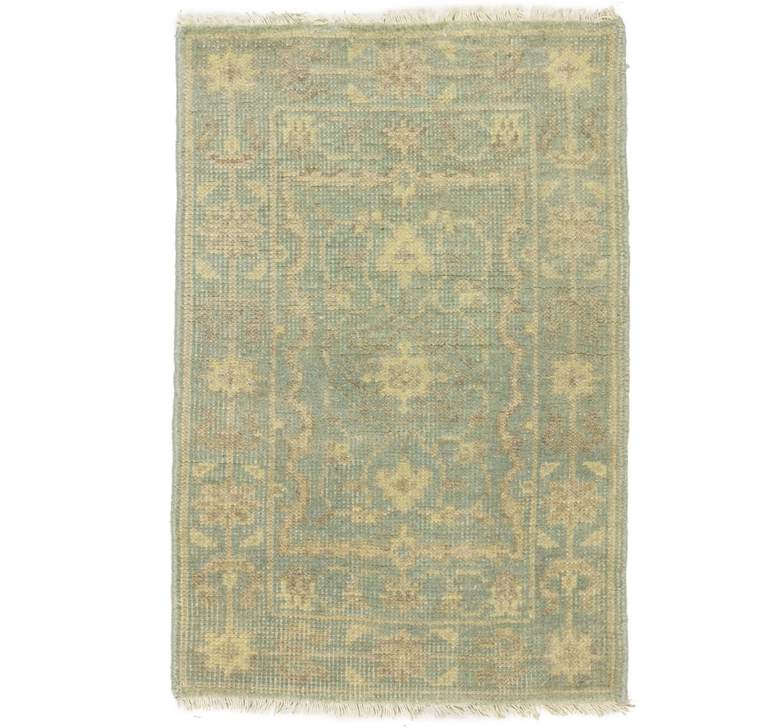 Hand-Knotted Wool Floral Area Rug 2X3 ft Modern Home Decor: Hand-Knotted Wool Floral Area Rug 2X3 ft Modern Home Decor Enhance your home decor with this exquisite hand-knotted wool Oriental rug, measuring 2'0" x 3'0". Featuring a beautiful floral pattern in mu