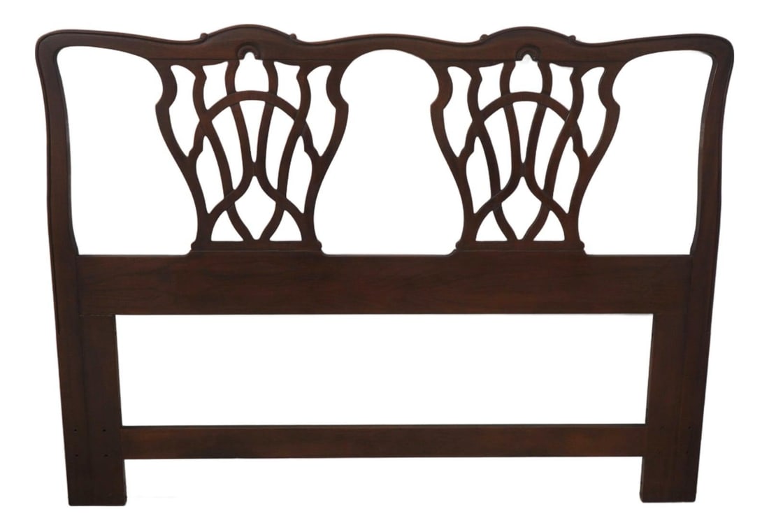 Chippendale Style Mahogany Headboard Queen or Full Size Fine Carved Details (1 of 10)