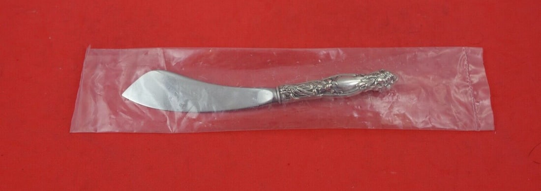 International Silver Frontenac Sterling Silver 6.5 Inch Master Butter Knife (1 of 2)
