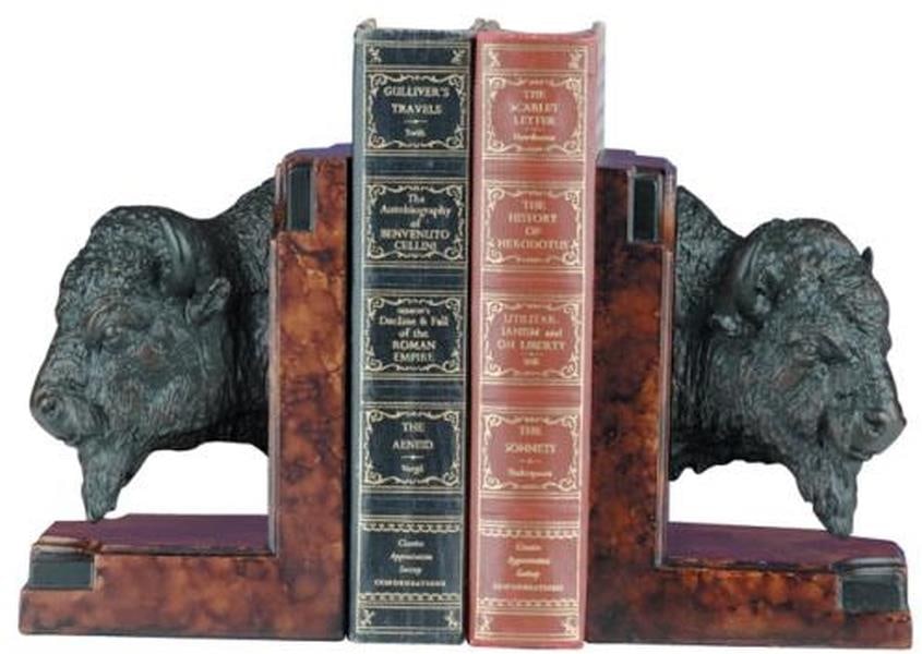 Lodge Style Buffalo Head Bookends Hand-Cast Resin American West: Lodge Style Buffalo Head Bookends Hand-Cast Resin American West Enhance your lodge decor with these stunning Buffalo Head Bookends, designed to capture the spirit of the American West. Each piece is m