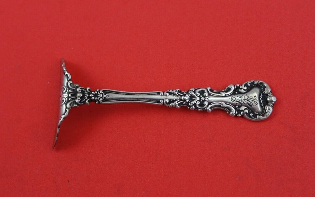 International Sterling Silver Avalon Baby Food Pusher 4 1/4 Inch (1 of 2)