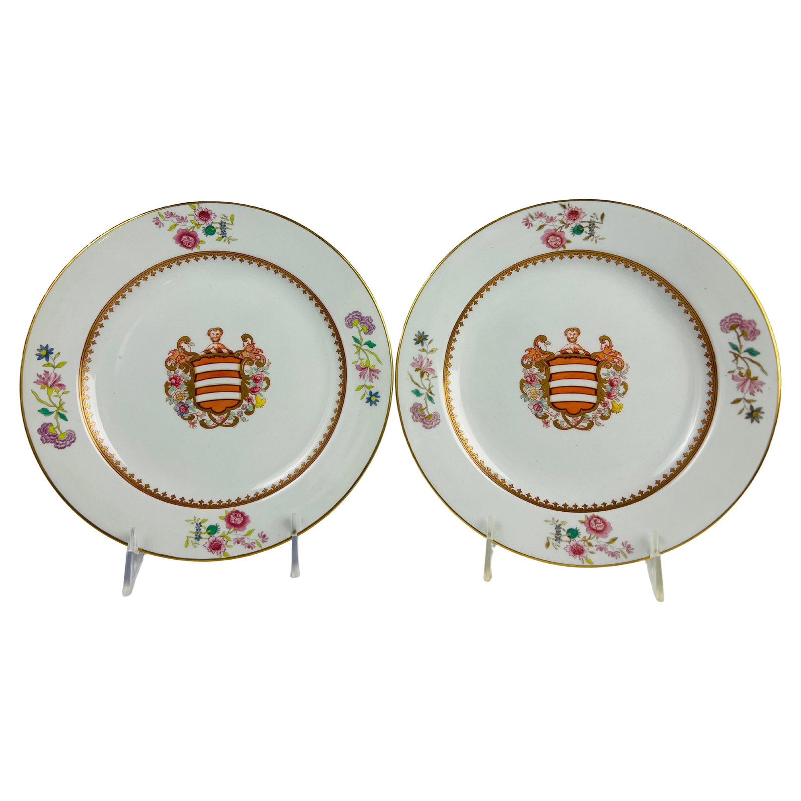 Set of 2 Early 19th Century Davenport Armorial Porcelain 9 Inch Plates (1 of 8)