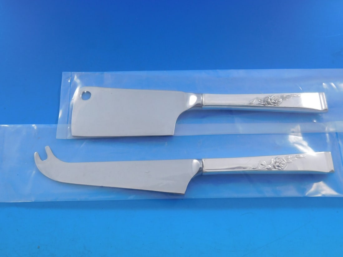 Reed and Barton Classic Rose Sterling Silver Cheese Serving Set 2pc (1 of 10)