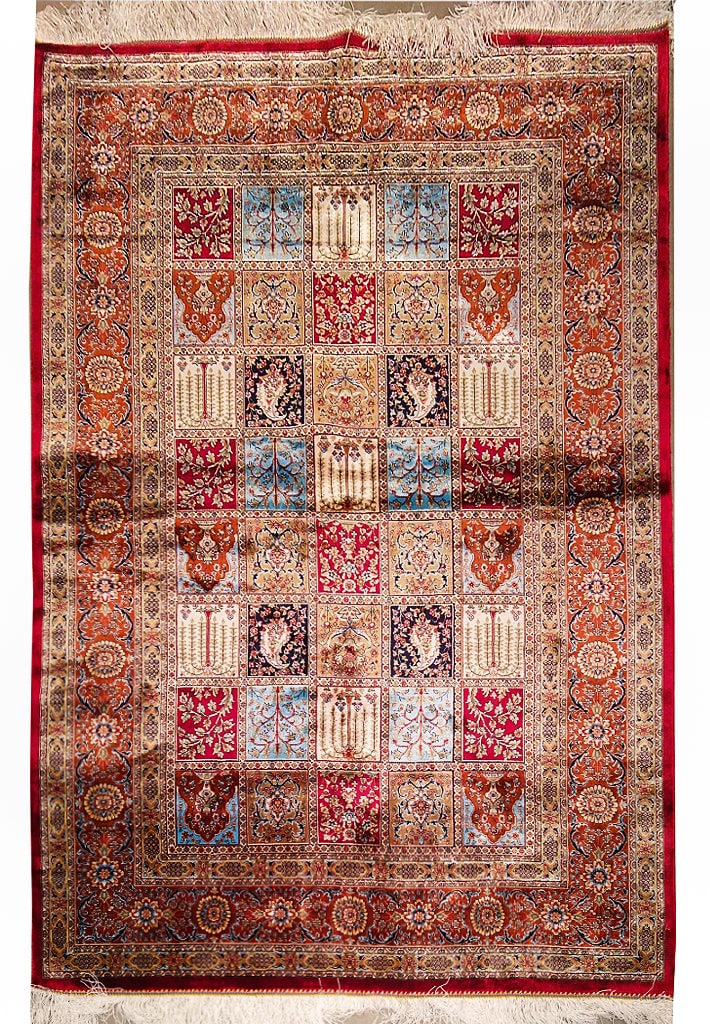 Luxurious 3' x 5' Turkish Baktiar Garden Silk Rug: Luxurious 3' x 5' Turkish Baktiar Garden Silk Rug Free continental US Shipping Enhance your living space with this exquisite 3' x 5' Turkish Baktiar Garden Silk rug. Featuring intricate designs and vi