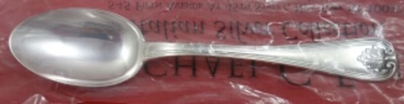 Schiavon Foglia Leaf Sterling Silver Dinner Spoon 8 Inch New: Schiavon Foglia Leaf Sterling Silver Dinner Spoon 8 Inch New This exquisite dinner spoon is part of the Foglia, or Leaf, pattern by Schiavon, Italy. Crafted from high-quality sterling silver, this pie