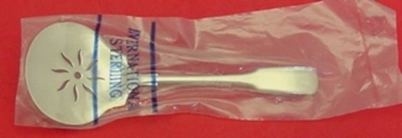 International Sterling Silver Eighteen Ten 1810 Tomato Server 7 3/4" (1 of 2)