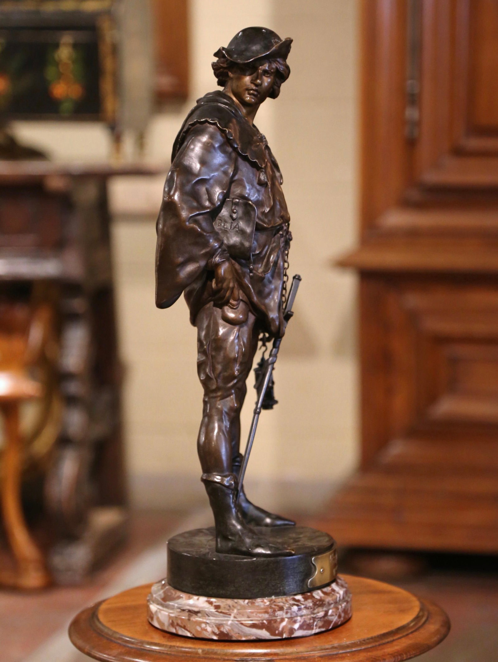 19th Century E. Picault Bronze Sculpture Escholier on Marble Base - 7