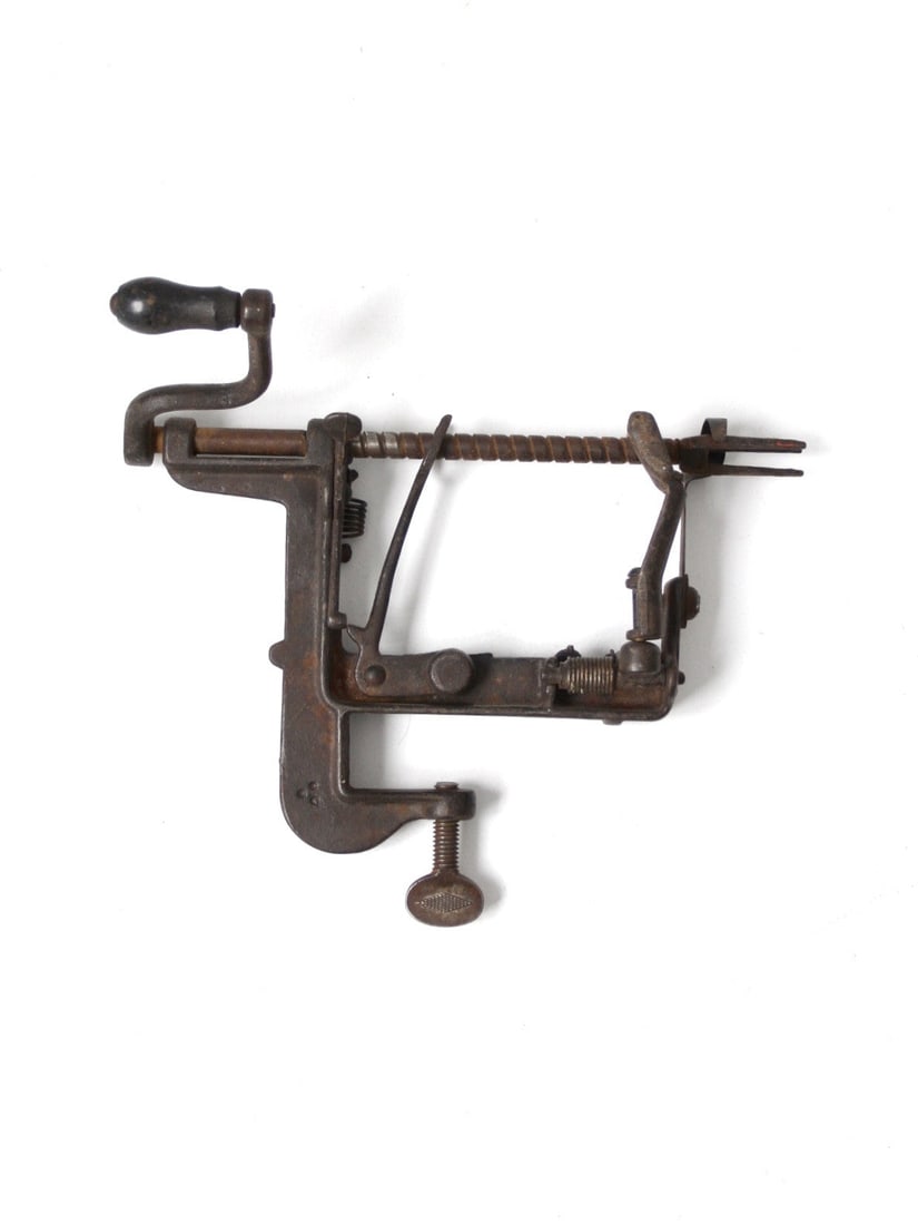Antique Goodell White Mountain Apple Peeler #3 Cast Iron Wood Handle (1 of 3)