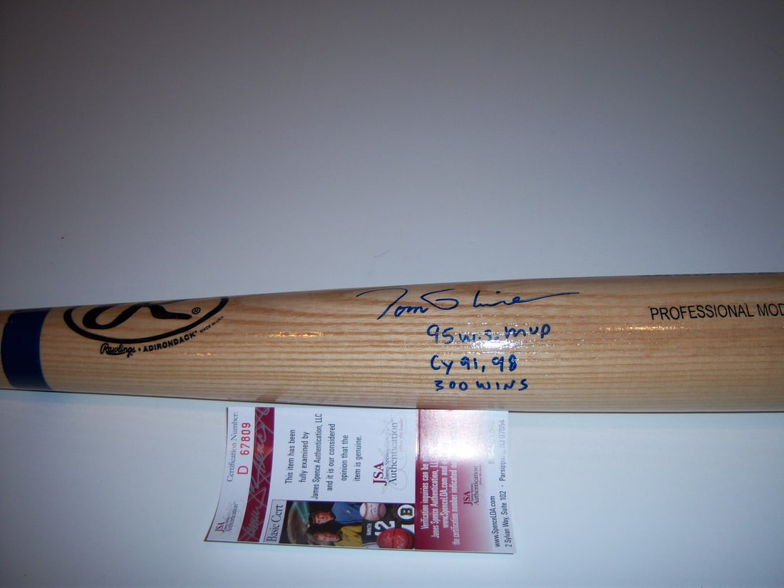 Tom Glavine Signed Bat JSA COA Braves 1995 WS MVP Cy Young Winner (1 of 1)