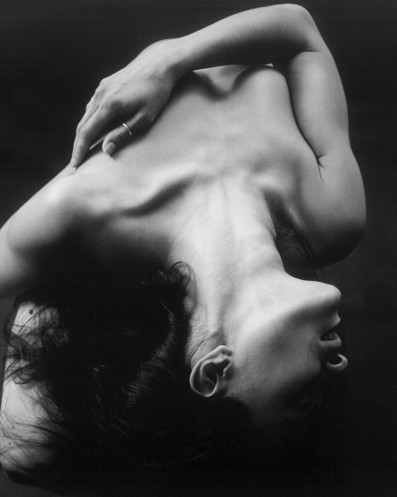 Kseniya Vashchenko Muse Photography 49x39 Edition of 3 Contemporary Art: Kseniya Vashchenko Muse Photography 49x39 Edition of 3 Contemporary Art "Muse" is a striking piece of photography by Kseniya Vashchenko, measuring 49" x 39". Created in 2021, this artwork is part of a