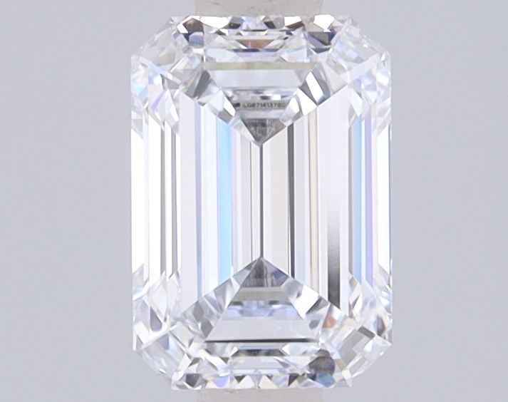 Loose Diamond - EMERALD 1.06ct E VVS1: Loose Diamond - EMERALD 1.06ct E VVS1 Source: This is a real non-mined Diamond that has been grown in a lab Shape: EMERALD Carats: 1.06 Color: E Clarity: VVS1 Certification: IGI Video: