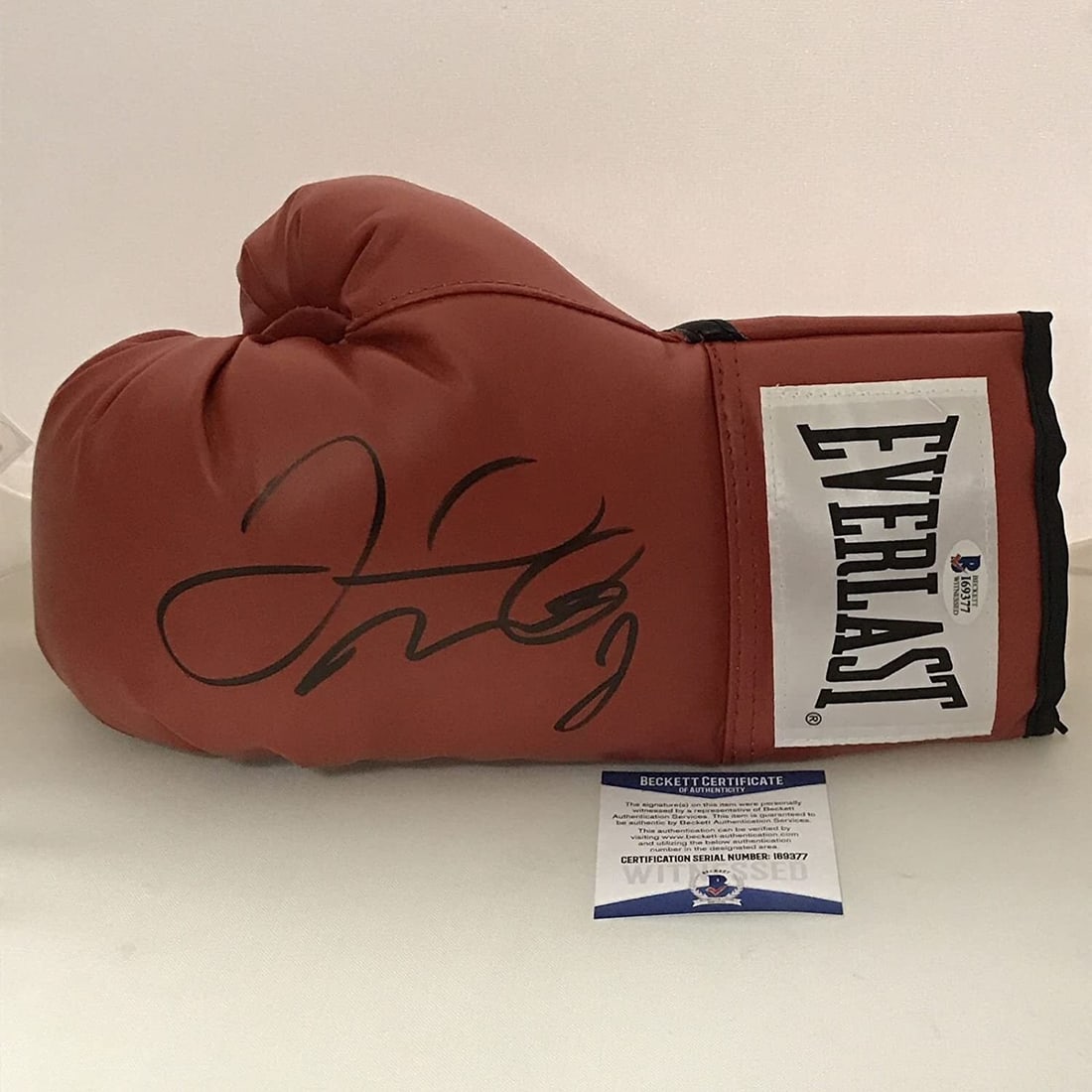 Floyd Mayweather Jr Autographed Money Red Everlast Glove Beckett Authenticated (1 of 3)