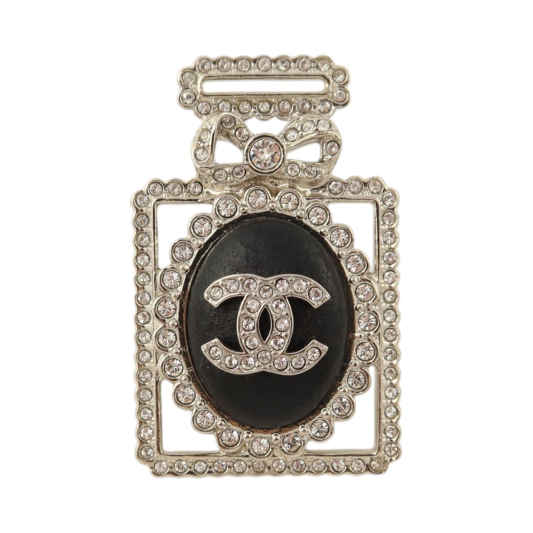 Chanel A22B Silver Black CC Logo Brooch for Women: Chanel A22B Silver Black CC Logo Brooch for Women This CHANEL CC brooch features a stylish design in black with silver-tone accents. Crafted from PVC and metal, this women's accessory is made in Franc