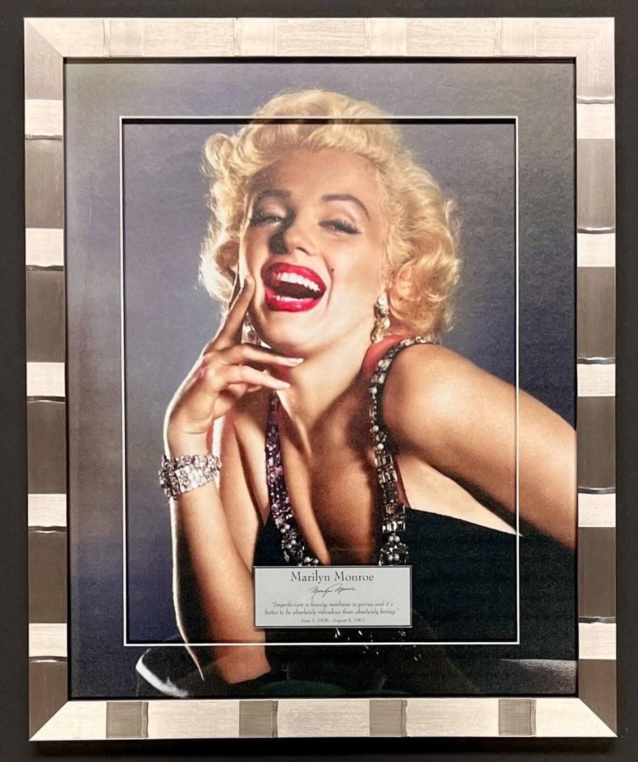 Marilyn Monroe Laser Engraved Custom Framed Display 23 x 19 inches Reproduction (1 of 3)