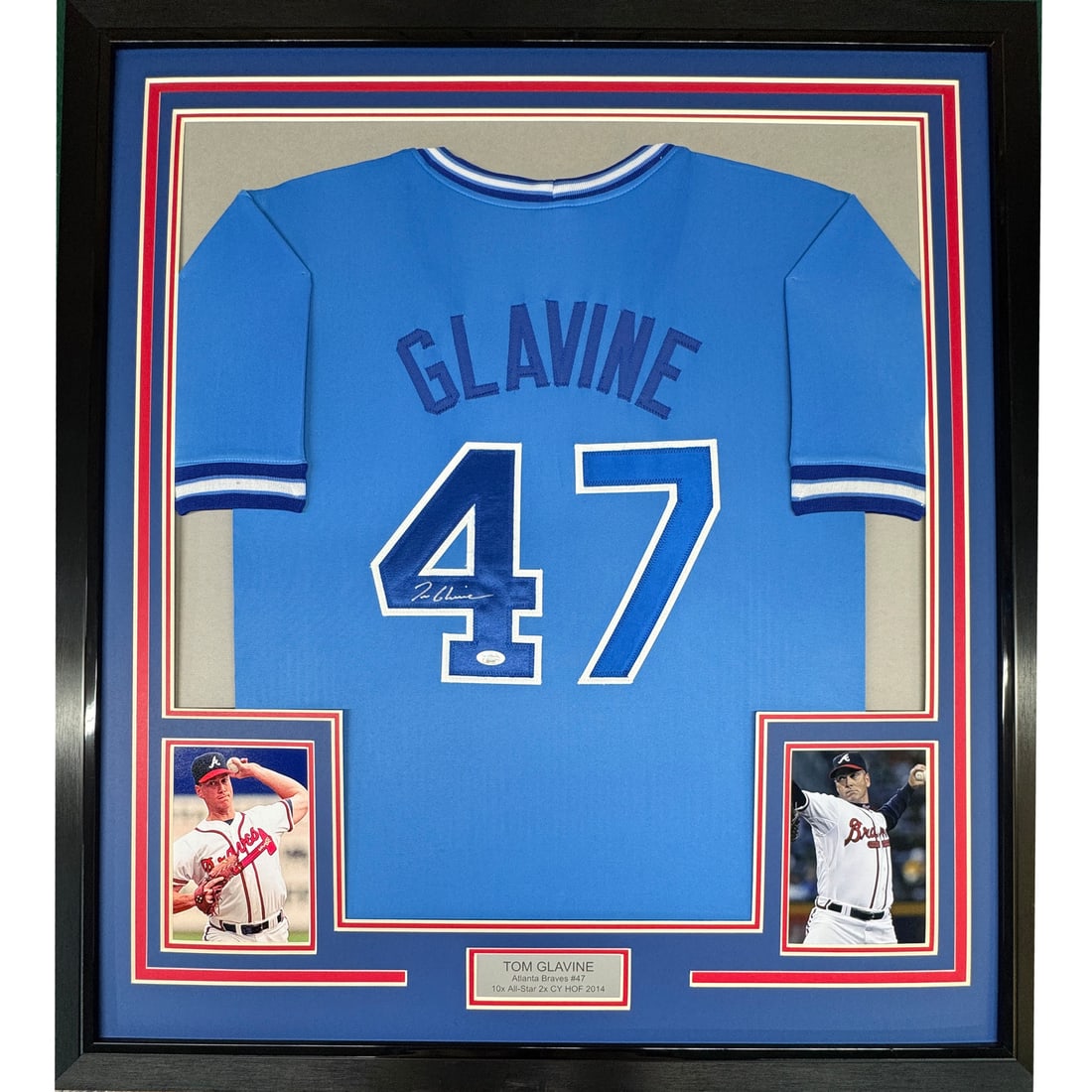 Framed Tom Glavine Signed Jersey 33x42 Atlanta Braves JSA COA Gem Mint: Framed Tom Glavine Signed Jersey 33x42 Atlanta Braves JSA COA Gem Mint Celebrate your love for baseball with this framed autographed jersey of Tom Glavine, featuring his signature authenticated by Jam