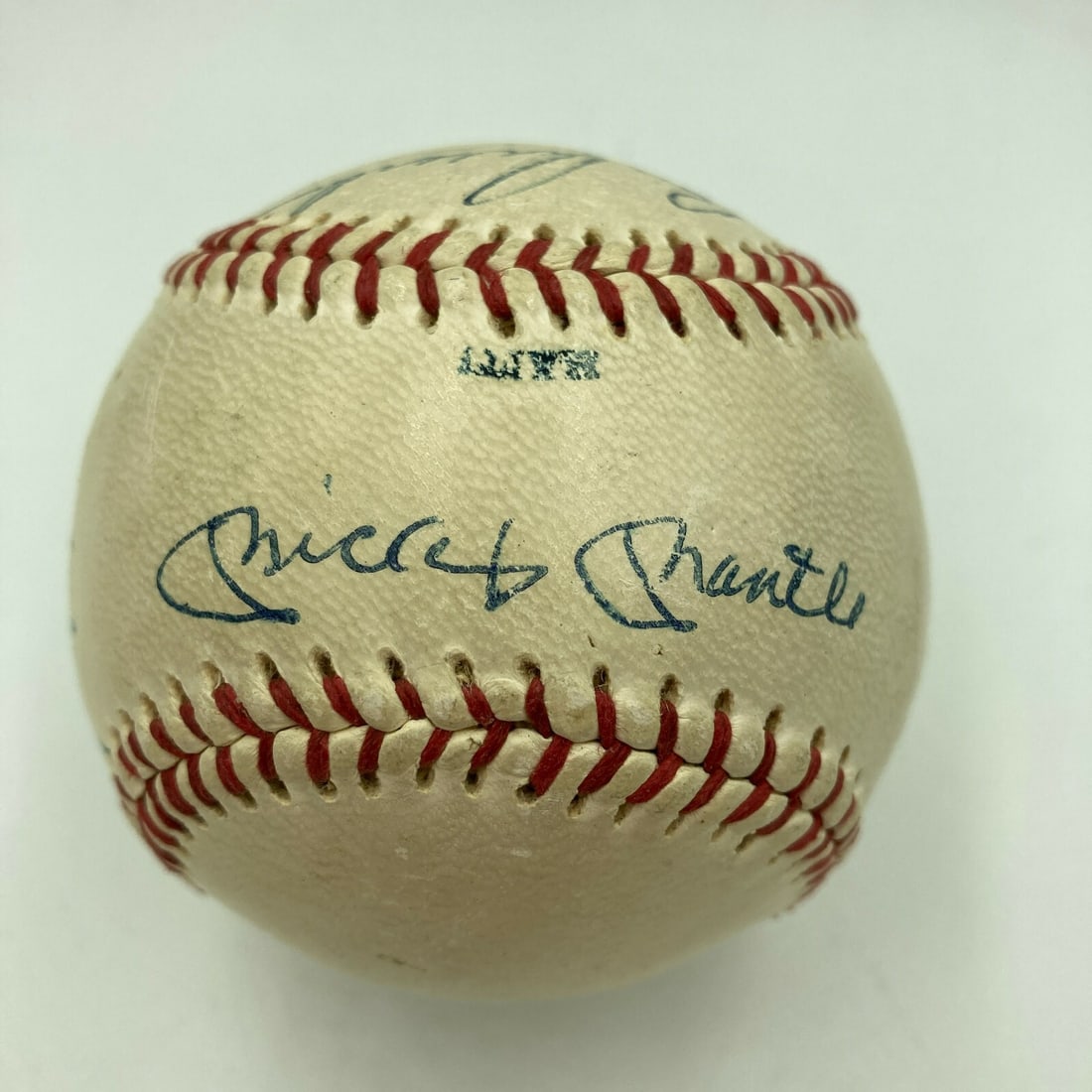 Mickey Mantle 1960 Yankees Team Signed Baseball PSA DNA COA: Mickey Mantle 1960 Yankees Team Signed Baseball PSA DNA COA This is an original 1960 New York Yankees American League Champions team signed baseball featuring the legendary Mickey Mantle. The ball com
