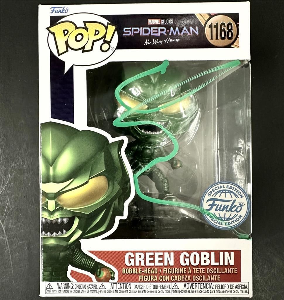 Willem Dafoe Signed Green Goblin Funko Pop Spider-Man Beckett Authenticated: Willem Dafoe Signed Green Goblin Funko Pop Spider-Man Beckett Authenticated This authentic Willem Dafoe signed Green Goblin Funko Pop! figure is a must-have for any Spider-Man fan and collector. Featu