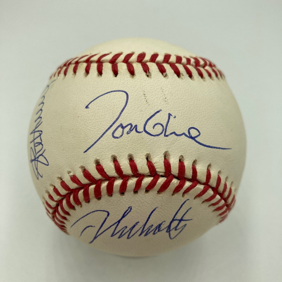 Atlanta Braves 1995 Trio Autographed Baseball JSA Certified: Atlanta Braves 1995 Trio Autographed Baseball JSA Certified This baseball is an original collectible signed by renowned 1995 Atlanta Braves pitchers Greg Maddux, Tom Glavine, and John Smoltz. The sign