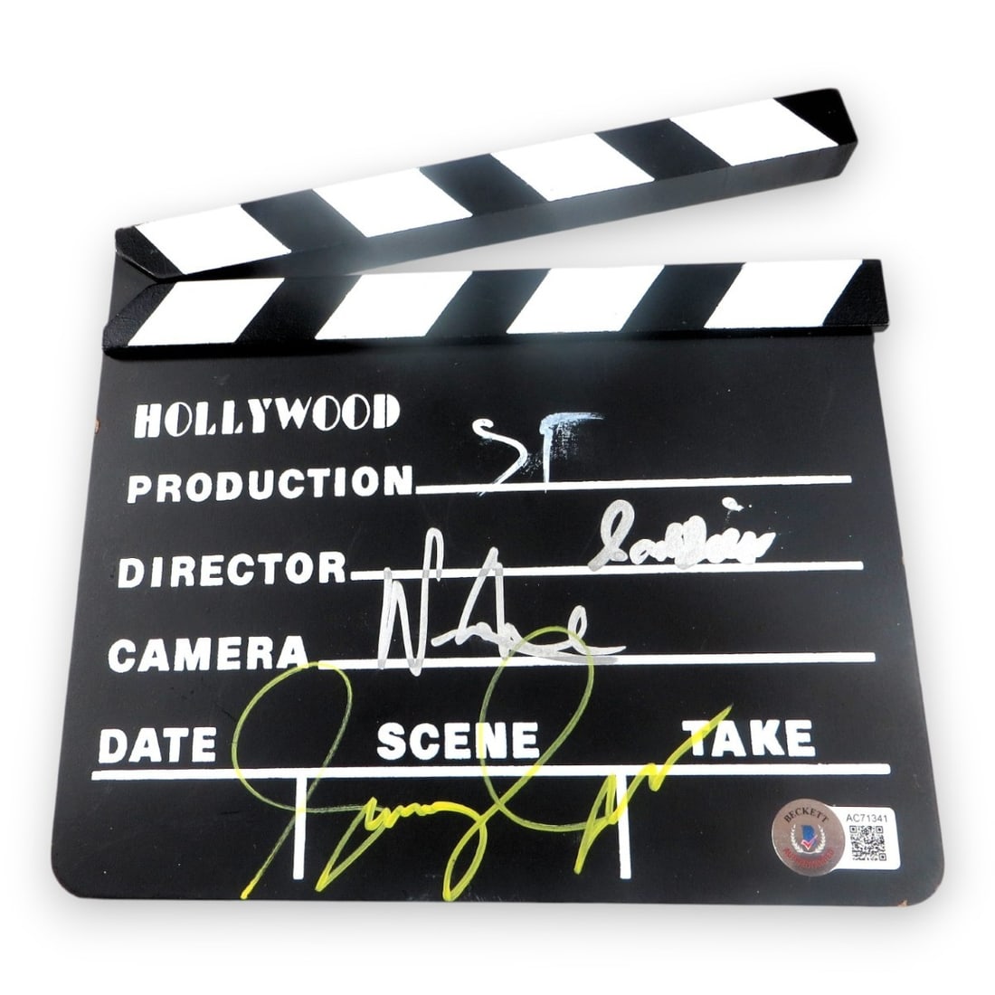 Yellowjackets Movie Clapper Multi Signed by Thatcher Purnell Hewsom Cypress Beckett Authenticated: Yellowjackets Movie Clapper Multi Signed by Thatcher Purnell Hewsom Cypress Beckett Authenticated This unique Yellowjackets movie clapper is a multi-autographed collectible featuring signatures from c