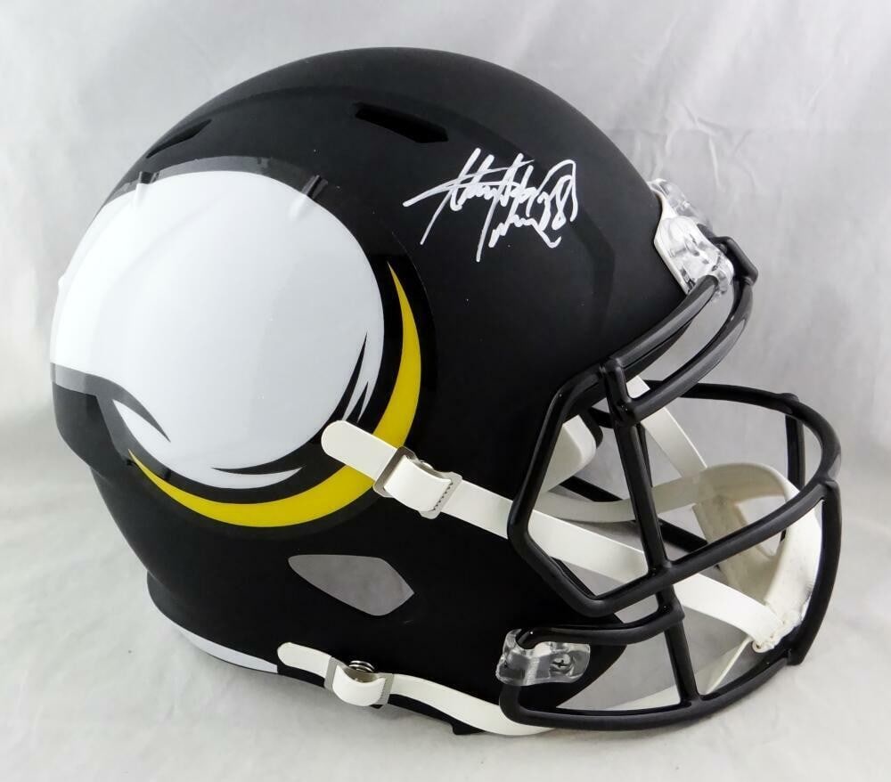 Adrian Peterson Signed Minnesota Vikings Full Size AMP Helmet Beckett Auth: Adrian Peterson Signed Minnesota Vikings Full Size AMP Helmet Beckett Auth This is an original Adrian Peterson autographed full-size AMP Speed helmet, representing the Minnesota Vikings. The helmet fe