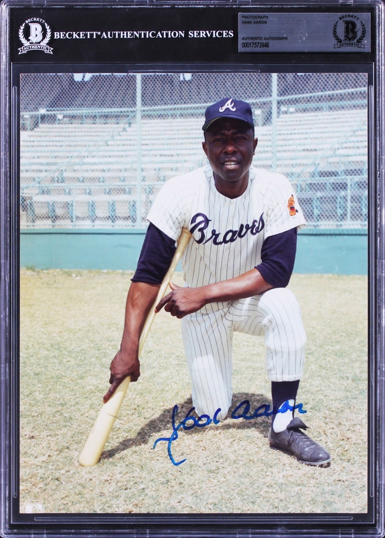 Hank Aaron Atlanta Braves Signed 8x10 Photo Authenticated by Beckett: Hank Aaron Atlanta Braves Signed 8x10 Photo Authenticated by Beckett This authentic 8x10 photo captures Hank Aaron, a legendary player of the Atlanta Braves, in a moment of glory. Personally signed by