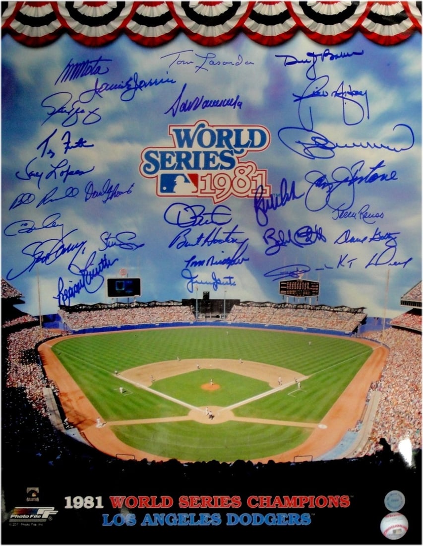 1981 Dodgers World Series Signed Photo Lasorda Cey Yeager Guerrero 16x20 (1 of 3)