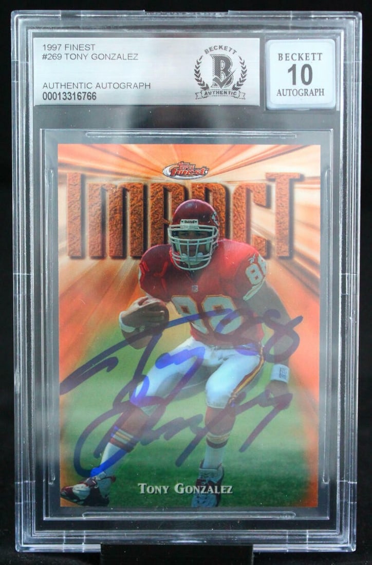 Tony Gonzalez 1997 Finest Rookie Autograph Card BAS 10 Kansas City Chiefs: Tony Gonzalez 1997 Finest Rookie Autograph Card BAS 10 Kansas City Chiefs This is a 1997 Finest #269 Tony Gonzalez sports trading card featuring his rookie season with the Kansas City Chiefs. The card