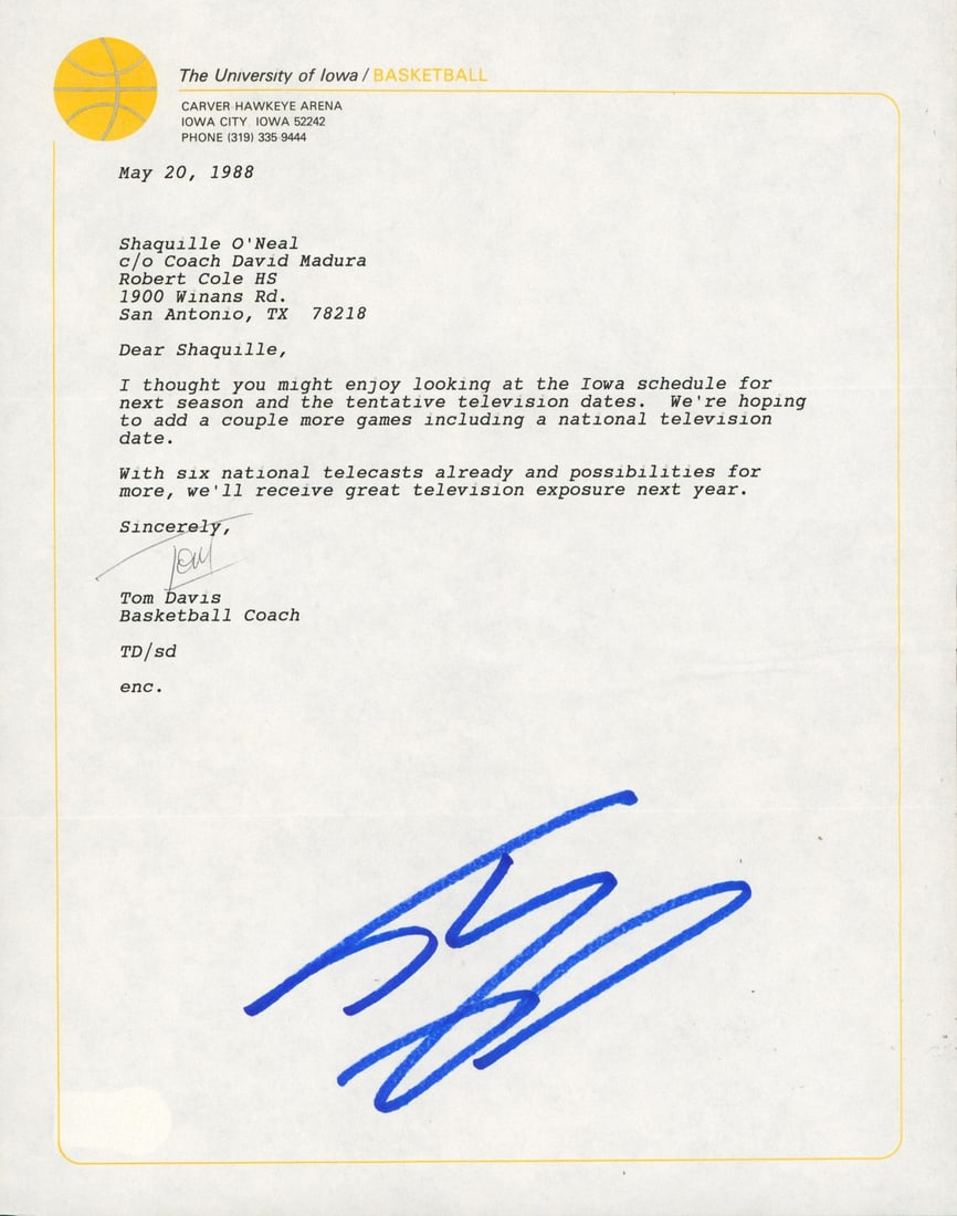 1988 Iowa University Envelope & Letter Signed by Shaquille O'Neal and Tom Davis Beckett: 1988 Iowa University Envelope & Letter Signed by Shaquille O'Neal and Tom Davis Beckett Authenticated This unique item features the signatures of basketball legends Shaquille O'Neal and Tom Davis on a