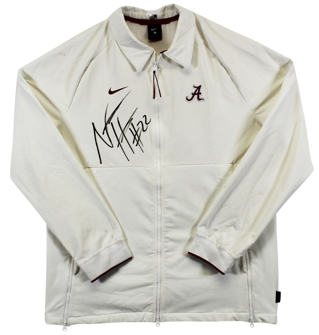Najee Harris Signed Alabama Team Issued Nike Jacket with Fanatics Hologram: Najee Harris Signed Alabama Team Issued Nike Jacket with Fanatics Hologram This authentic, pre-owned Alabama Crimson Tide team-issued Nike jacket has been personally signed by Najee Harris, the stando