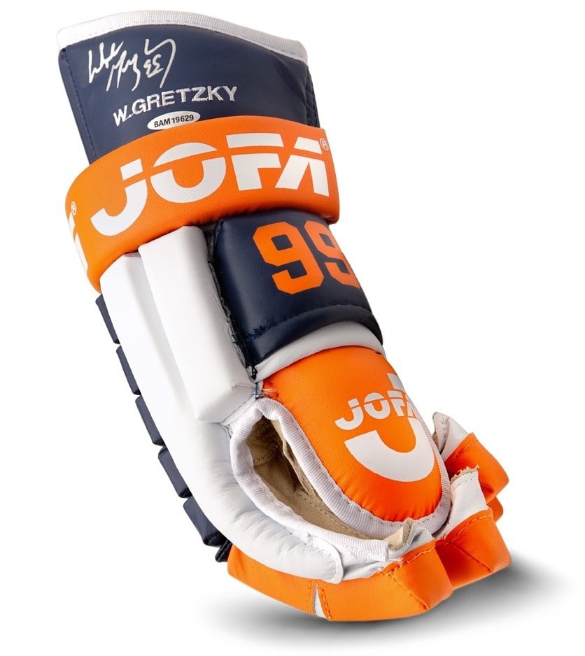 Wayne Gretzky Signed Replica JOFA Hockey Glove Upper Deck Edmonton Oilers: Wayne Gretzky Signed Replica JOFA Hockey Glove Upper Deck Edmonton Oilers This Wayne Gretzky signed autographed replica JOFA hockey glove is a must-have for any Edmonton Oilers fan and collector. Feat