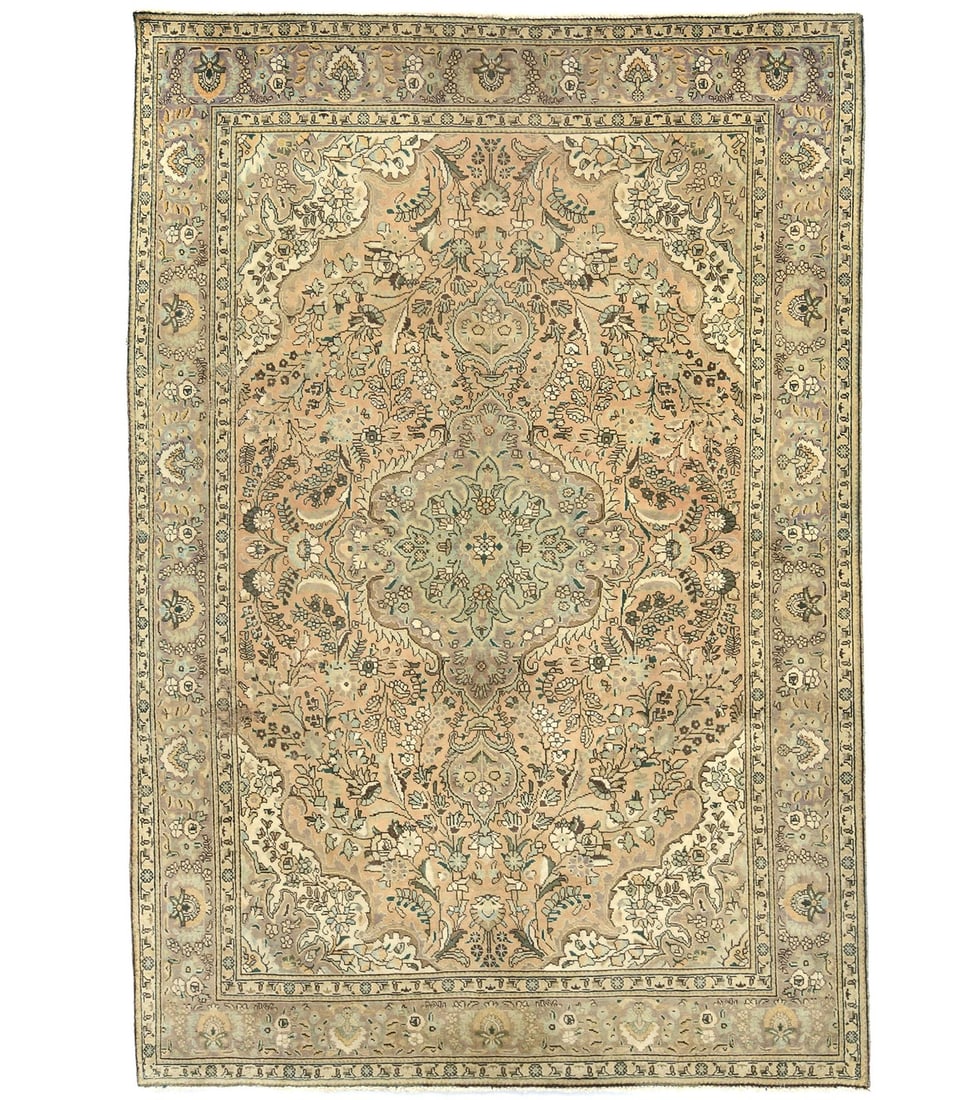 Hand-Knotted Wool Area Rug Vintage Medallion Floral Design 7'5 x 10'10 Muted Tones: Hand-Knotted Wool Area Rug Vintage Medallion Floral Design 7'5 x 10'10 Muted Tones This vintage hand-knotted area rug features a traditional floral medallion pattern in muted shades of light peach, ta