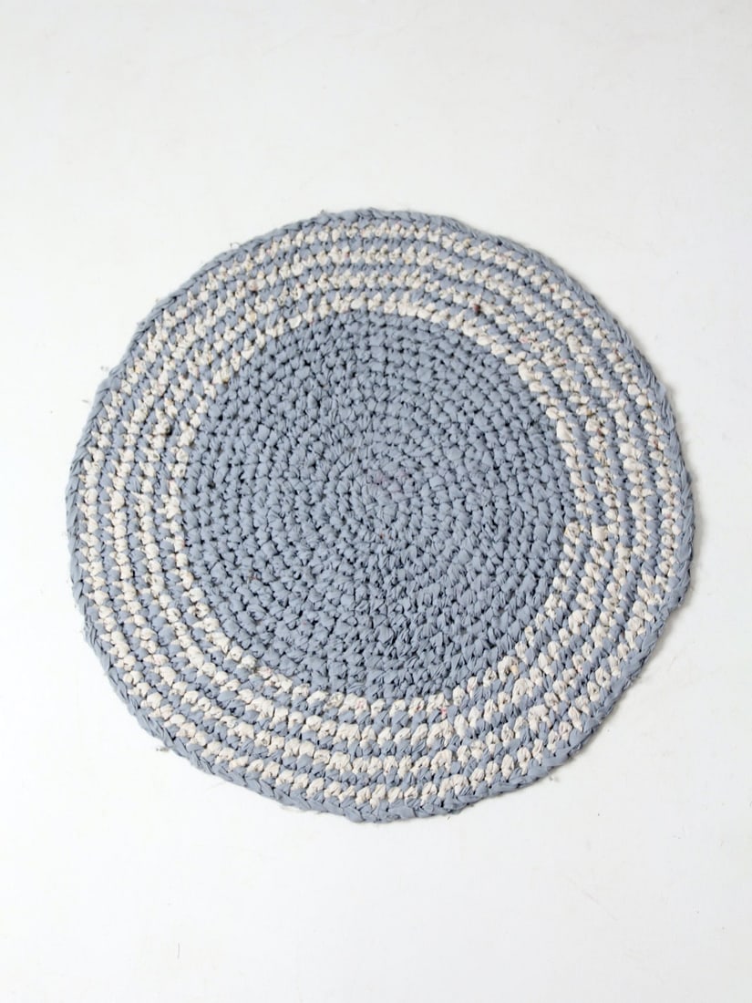 Vintage Round Braided Accent Rug Soft Blue White Stripes 30in: Vintage Round Braided Accent Rug Soft Blue White Stripes 30in Introducing a vintage braided rag rug that adds charm to any space. This round, handmade accent rug showcases soft blue tones complemented