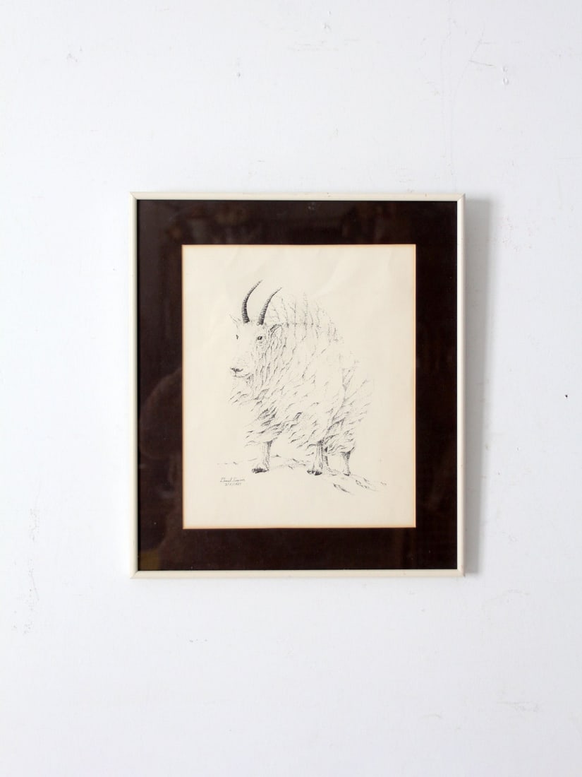 Vintage Framed Mountain Goat Drawing by Daniel Singer 1987: Vintage Framed Mountain Goat Drawing by Daniel Singer 1987 This vintage framed drawing beautifully captures a mountain goat, showcasing expressive lines and subtle shading that highlight its shaggy fu