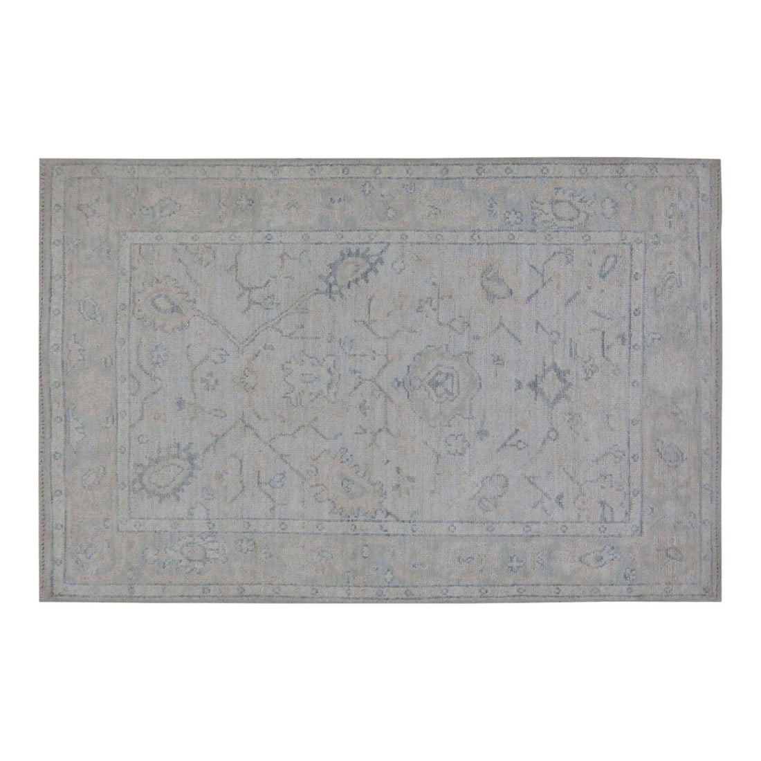 4'x6' Wool Area Rug in Oushak Design Hand Knotted Turkish: 4'x6' Wool Area Rug in Oushak Design Hand Knotted Turkish This Turkish Oushak rug is hand-knotted from wool using traditional techniques, combining classic artistry with modern design elements. The ru