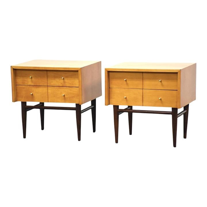 Mid Century Pair of Maple Walnut Nightstands American of Martinsville: Mid Century Pair of Maple Walnut Nightstands American of Martinsville This pair of mid-century nightstands showcases a beautiful combination of maple and walnut wood, crafted by American of Martinsvil