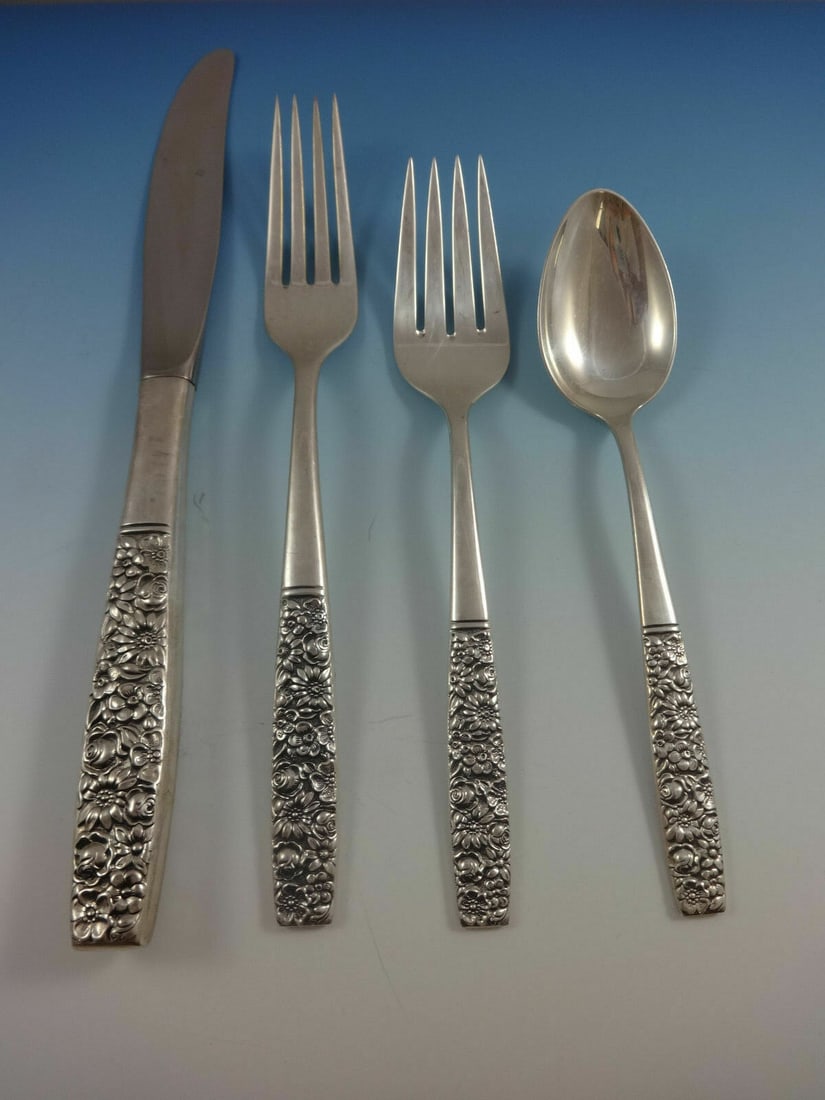 Towle Contessina Sterling Silver 4-Piece Place Setting: Towle Contessina Sterling Silver 4-Piece Place Setting Enhance your dining experience with this exquisite Contessina 4-piece place setting by Towle. Crafted from high-quality sterling silver, this set