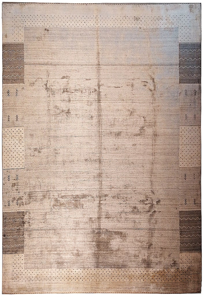 9 x 12 Taupe Contemporary Handmade Wool Rug from India: 9 x 12 Taupe Contemporary Handmade Wool Rug from India Free continental US Shipping Transform your space with this 9 x 12 Taupe Contemporary Wool Handmade Rug. Crafted from 100% premium wool, this stu