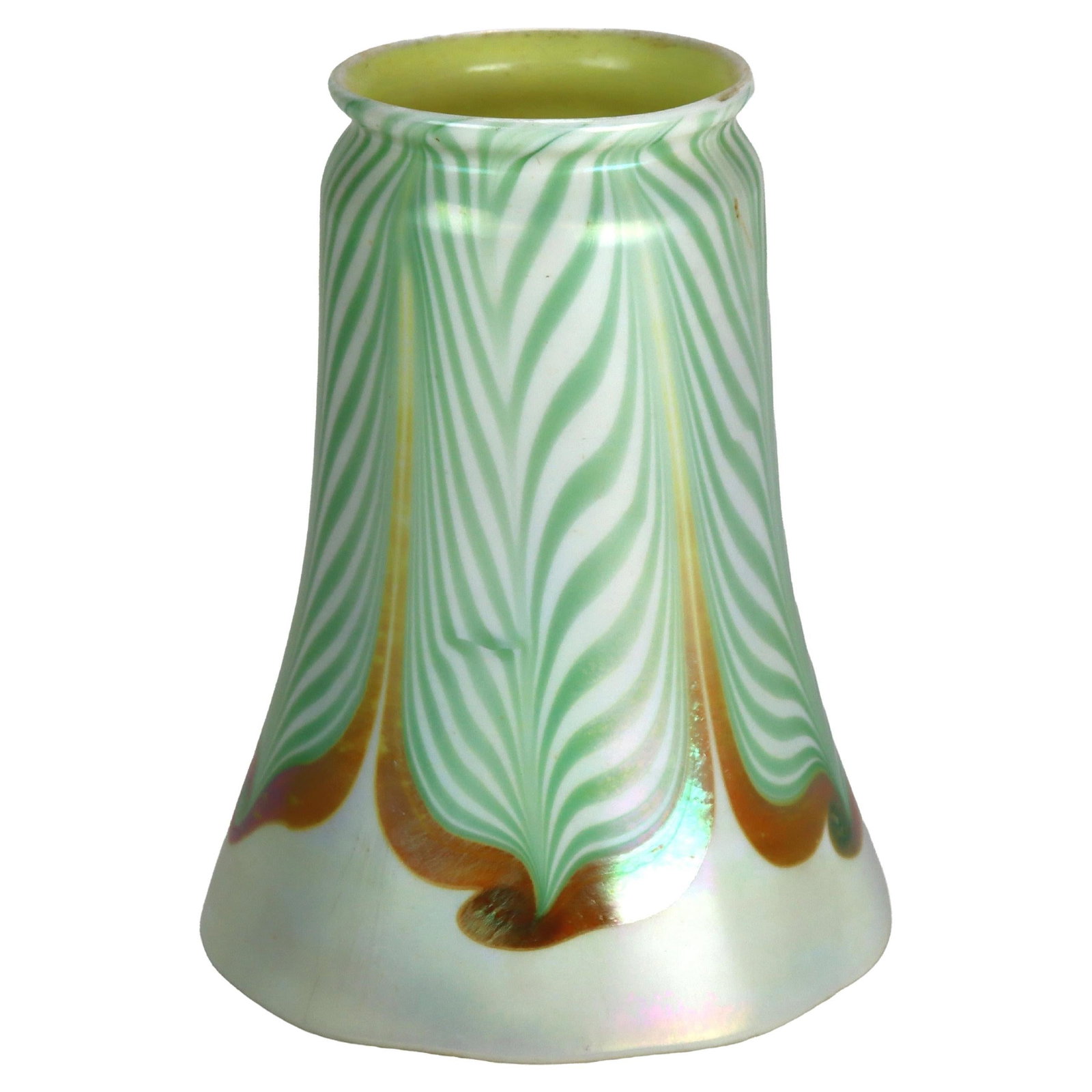Steuben Pulled Feather Art Glass Lamp Shade with Large Fitter circa 1920 (1 of 6)