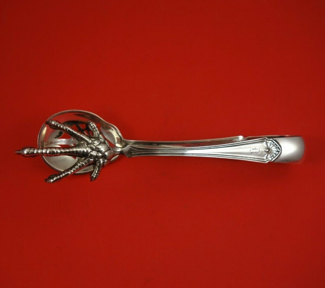 Reed & Barton Betty Alden Sterling Silver Ice Tong Eagle Claw Design: Reed & Barton Betty Alden Sterling Silver Ice Tong Eagle Claw Design This exquisite sterling silver ice tong, crafted by Reed and Barton, features a stunning realistic eagle claw design. Part of the B