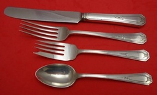 Wallace Princess Mary Sterling Silver 4-Piece Place Setting: Wallace Princess Mary Sterling Silver 4-Piece Place Setting This exquisite 4-piece place setting in the Princess Mary pattern by Wallace is crafted from high-quality sterling silver, dating from 1900 