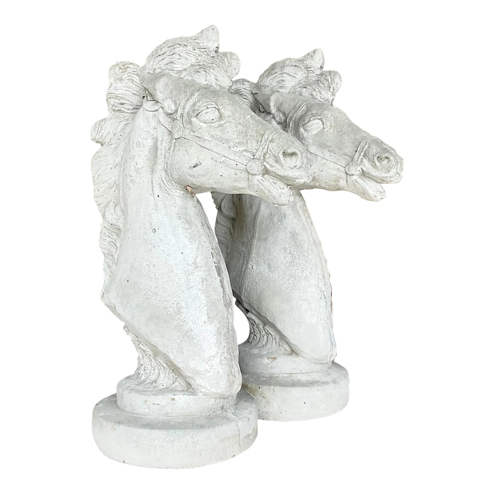 Vintage Boho Cast Concrete Horse Heads Pair for Indoor Outdoor Decor: Vintage Boho Cast Concrete Horse Heads Pair for Indoor Outdoor Decor Enhance your space with this stunning pair of vintage Boho cast concrete horse heads. Featuring a chic design and a dramatic horse 