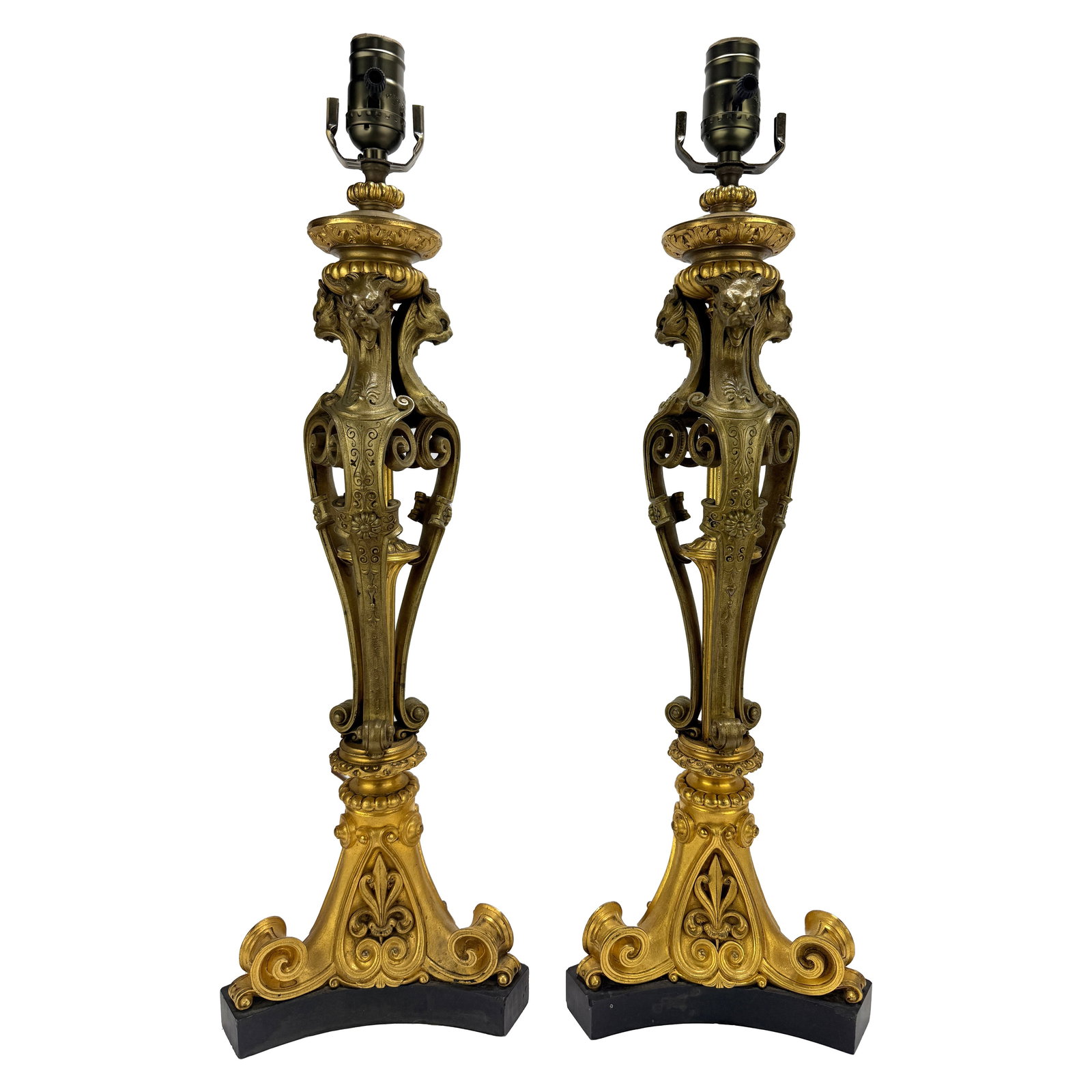 Pair of Early 1900s Parcel-Gilt Bronze Tripod Table Lamps Set of 2: Pair of Early 1900s Parcel-Gilt Bronze Tripod Table Lamps Set of 2 This pair of early 20th-century neoclassical tripod table lamps features parcel-gilt and patinated bronze, with Belgian black marble 