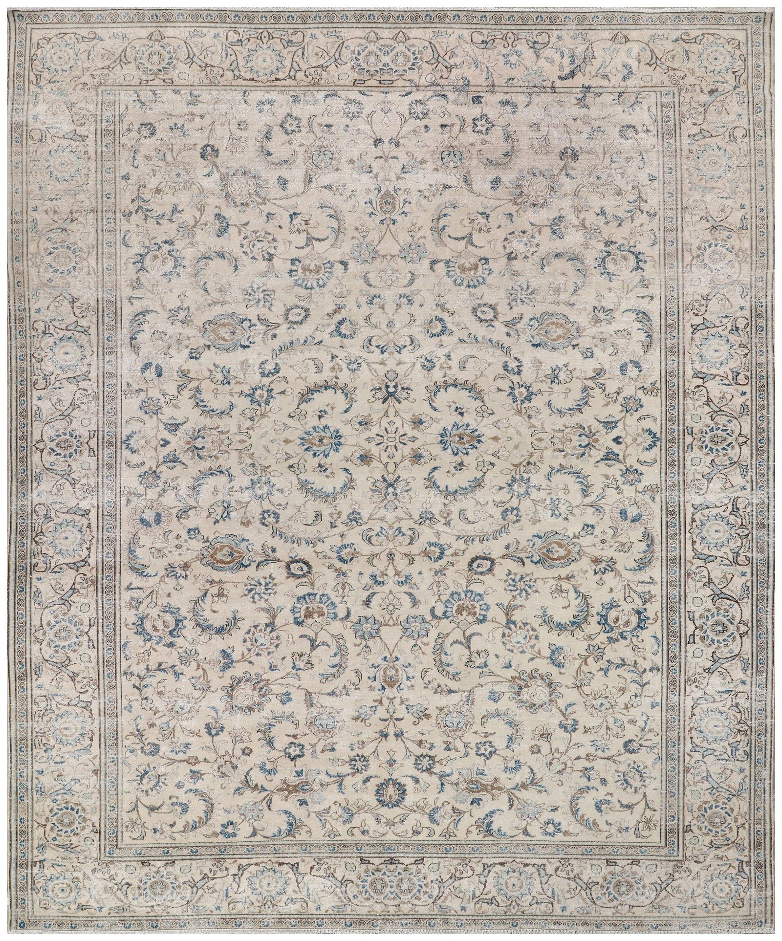 Vintage 9.7 x 11.1 Persian Hand-Knotted Antique Rug: Vintage 9.7 x 11.1 Persian Hand-Knotted Antique Rug Free continental US Shipping This exquisite vintage Persian rug features a hand-knotted design with an intricate antique pattern, measuring 9.7 x 11