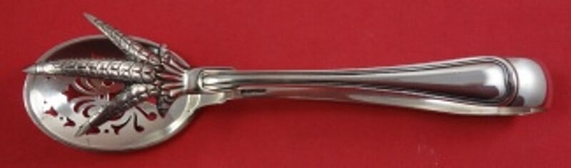 Gorham Old French Sterling Silver Ice Tong 7 Inch with Claw and Spoon: Gorham Old French Sterling Silver Ice Tong 7 Inch with Claw and Spoon This exquisite ice tong from Gorham features a classic Old French pattern, showcasing a pierced spoon and claw design. Crafted fro