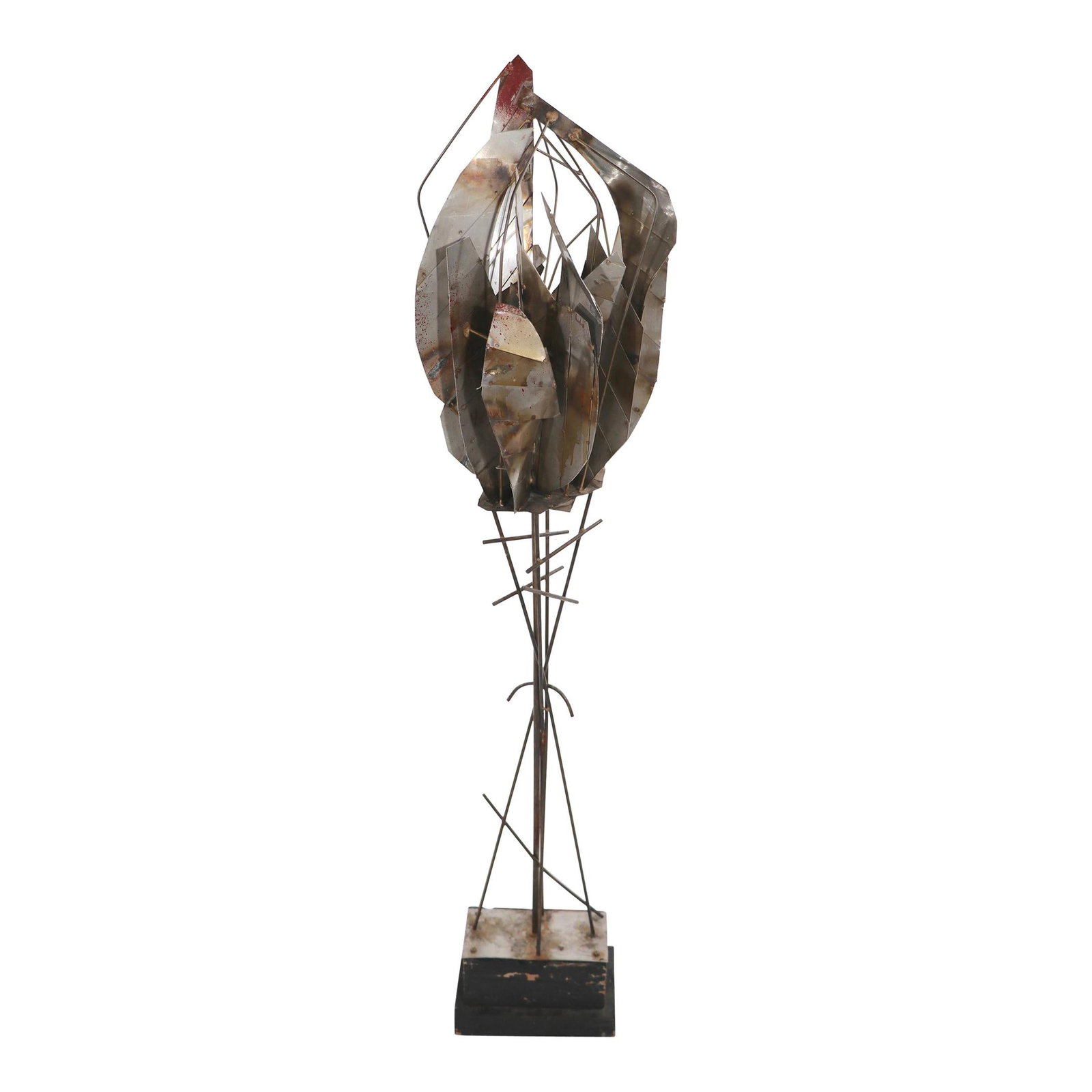 Freestanding Brutalist Steel Sculpture Inspired by Jere 49 inches: Freestanding Brutalist Steel Sculpture Inspired by Jere 49 inches This striking freestanding Brutalist metal sculpture is inspired by the works of Jere and Evans, showcasing an impressive organic form