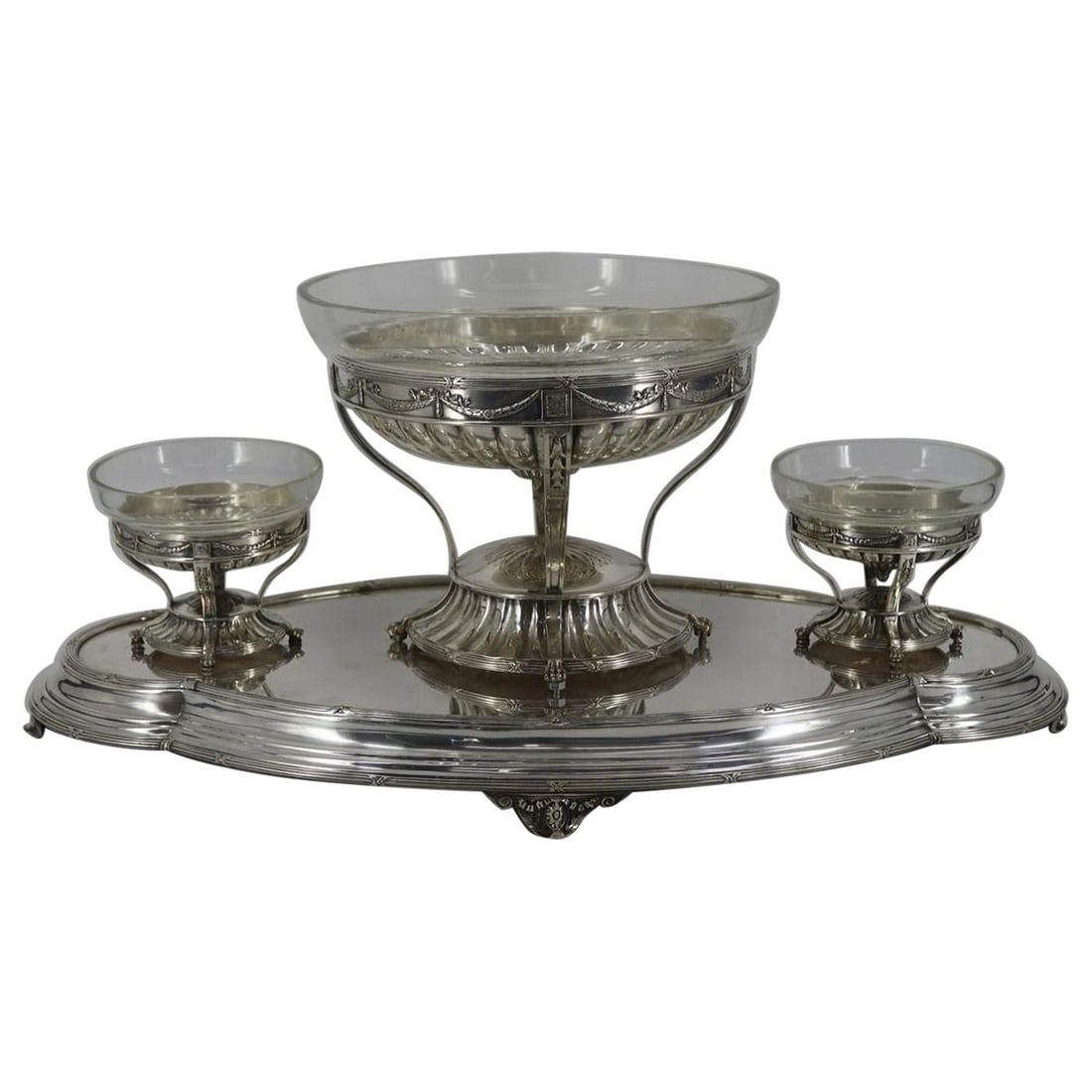 Edwardian Bronze and Glass Centerpiece with Silverplate Tray by Elkington 1908: Edwardian Bronze and Glass Centerpiece with Silverplate Tray by Elkington 1908 This Edwardian centerpiece by Elkington and Co. features a large silverplate tray with three footed pedestal bowls, each 
